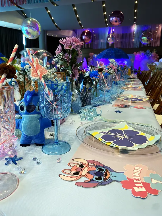 Mur d'art & ballons — décor de salle